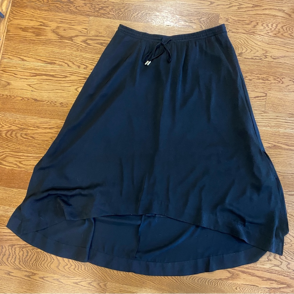 Banana Republic high low satiny skirt